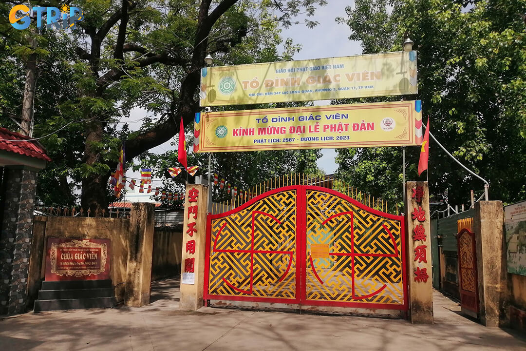 Giac Vien Pagoda offers visitors a glimpse into Southern Vietnam’s Buddhist heritage through its centuries-old architecture, exquisite wood carvings
