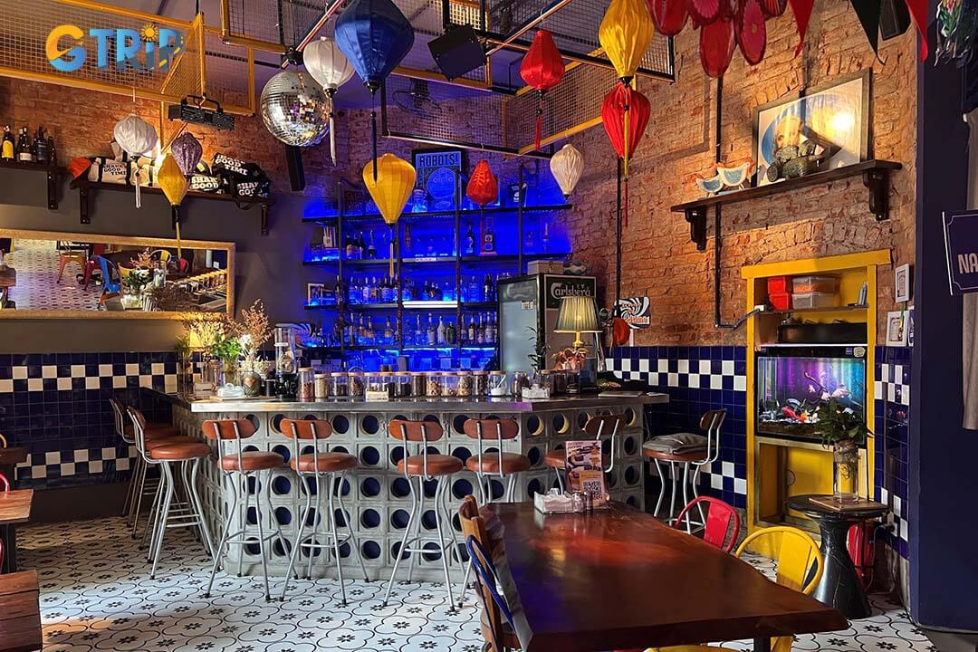 GoodTime Burger offers a unique blend of Western-style burgers with local flavors, set in a cozy space that combines French architecture and modern design
