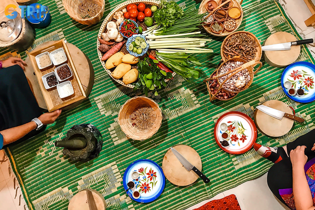 Hanoi cooking classes let you dive into Vietnamese cuisine through hands-on lessons, market tours, and delicious local dishes like pho, bun cha, and egg coffee