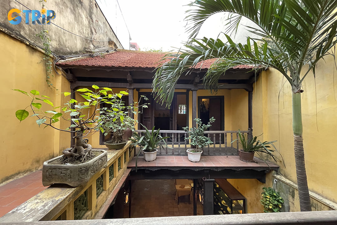 Planning a visit to Ma May Ancient House requires some preparation to fully appreciate this historical gem in Hanoi's Old Quarter