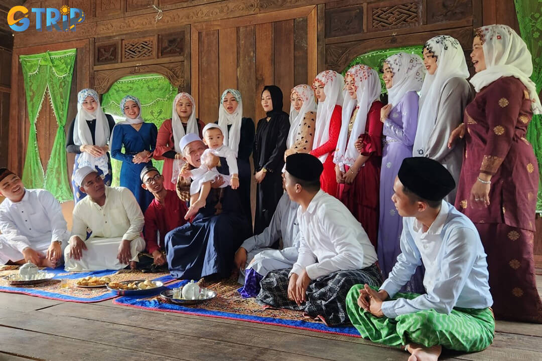 Hat Gi is a spiritual and cultural festival of gratitude, forgiveness, and unity, blending Islamic faith with humanitarian values and generational learning