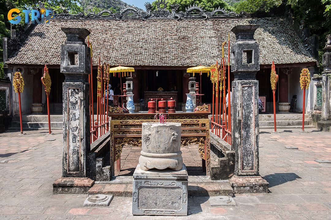 Hiring a local guide enhances your experience in Hoa Lu Ancient Capital