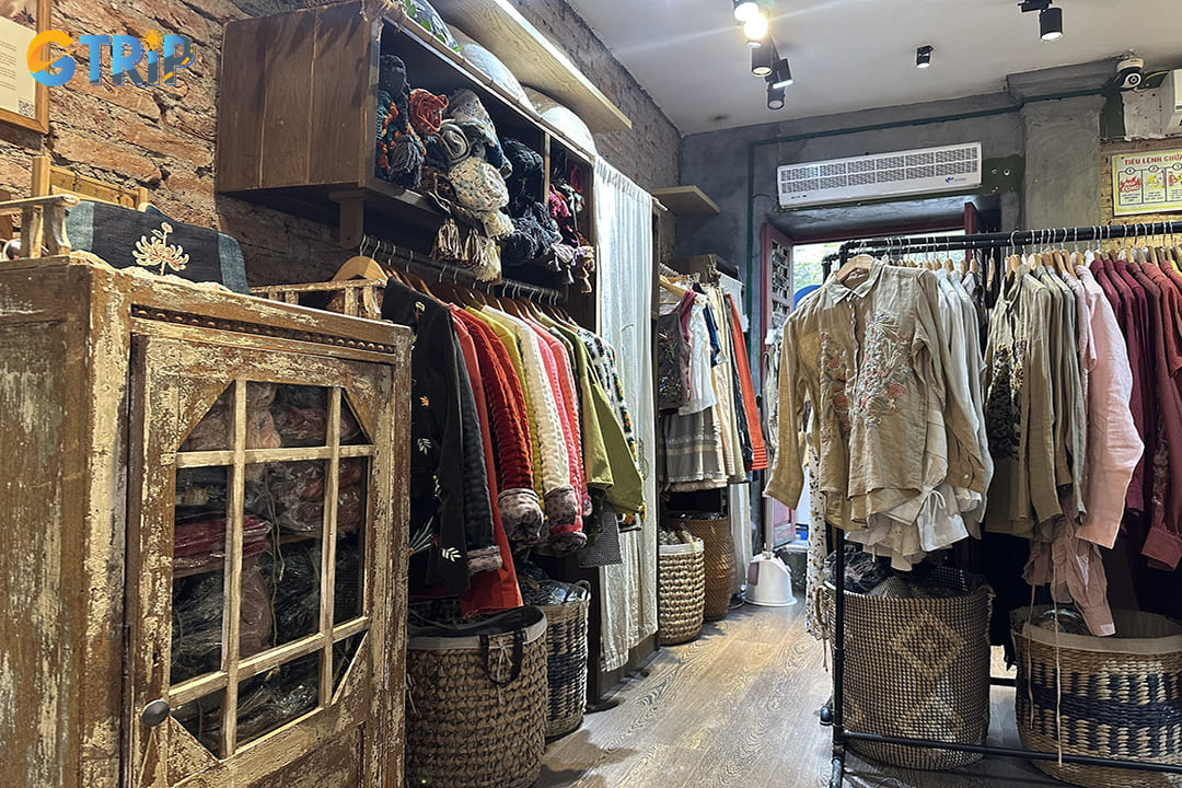 Huulala has earned its reputation as a fashion-forward boutique that brilliantly reimagines Vietnam's traditional ao dai garment for contemporary lifestyles