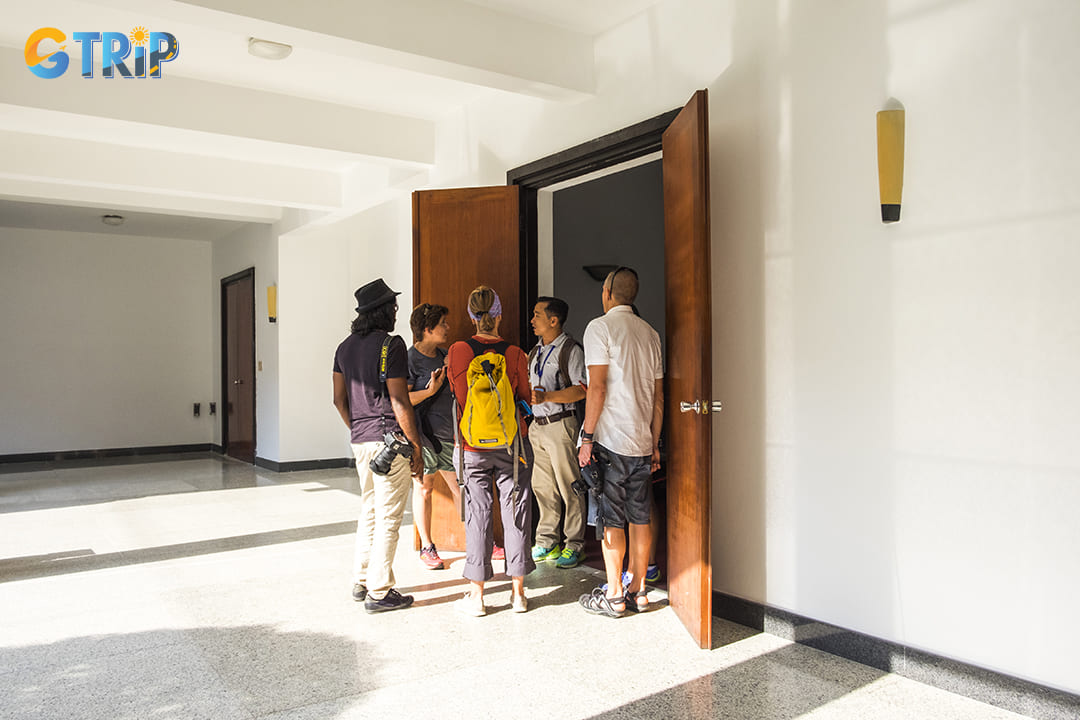 Independence Palace offers four types of visiting experiences, tailored to suit different preferences and group sizes