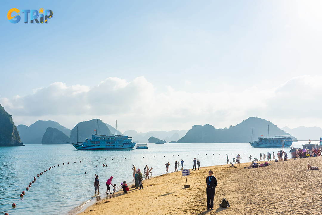 It’s crucial to pack thoughtfully to ensure comfort and enjoyment when visiting Ha Long Bay