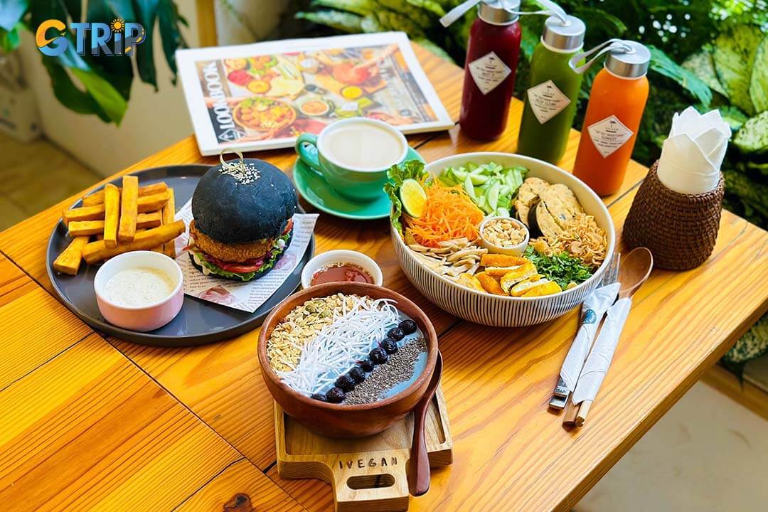 iVegan Supershop is a vibrant plant-based café chain in Vietnam, offering Western-style fusion dishes, vegan burgers, and wellness activities