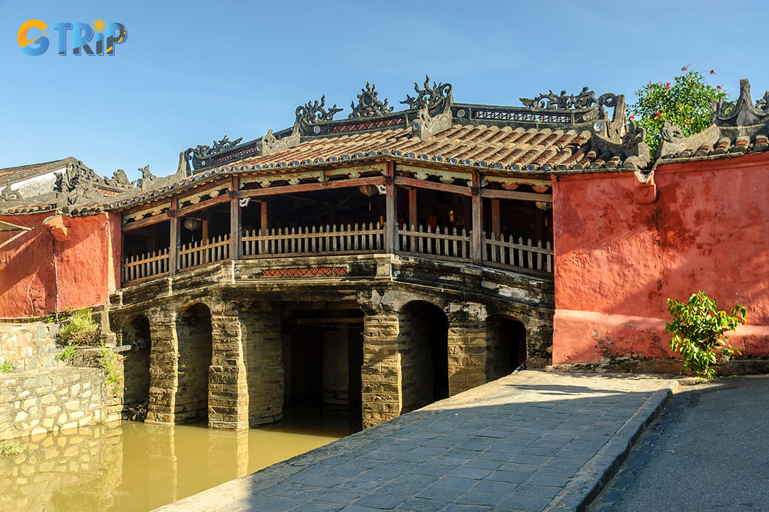 Japanese Covered Bridge is renowned for its historical significance, architectural uniqueness, and as a symbol of the cultural fusion between Japan and Vietnam