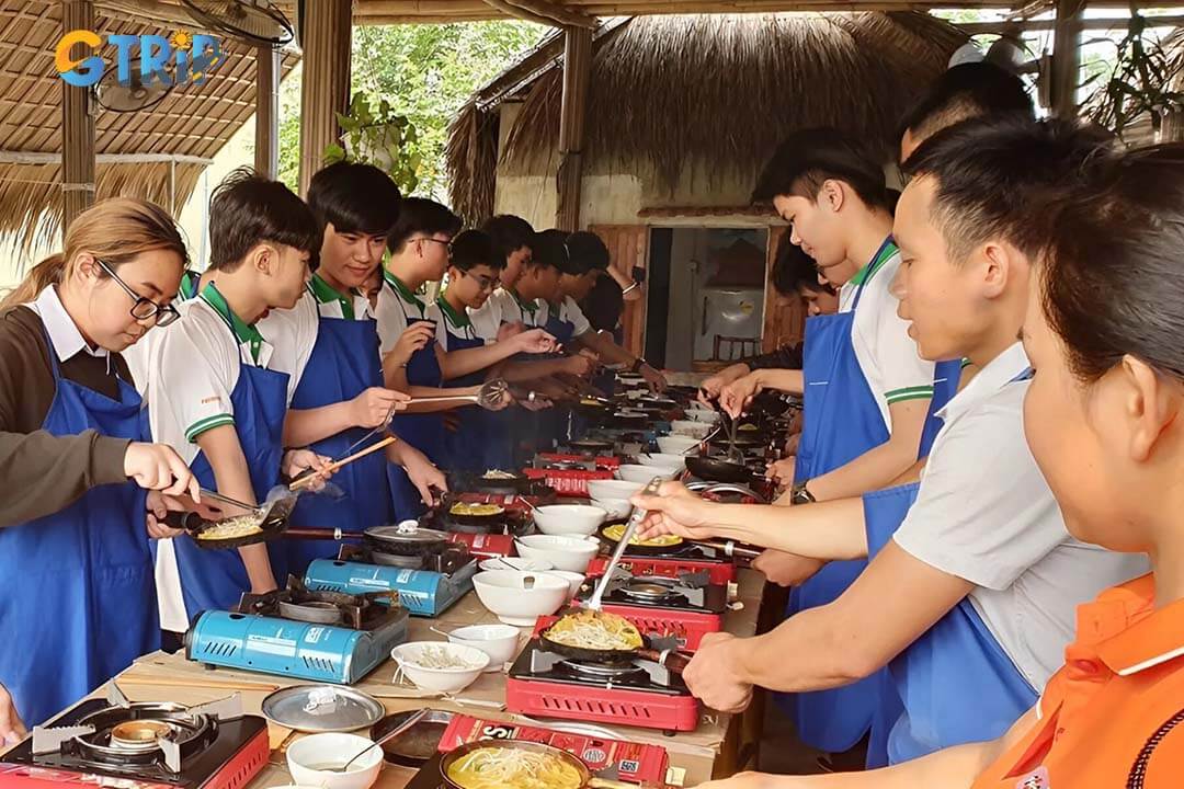 Join a cooking class in Tra Que to learn how to make traditional Hoi An dishes like Tam Huu while discovering the cultural stories behind each recipe