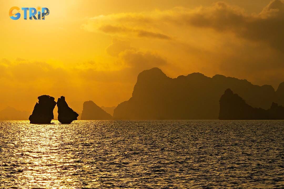 June’s long daylight hours and cooler mornings and evenings make it ideal for exploring Ha Long Bay’s waters, islands, and scenic viewpoints