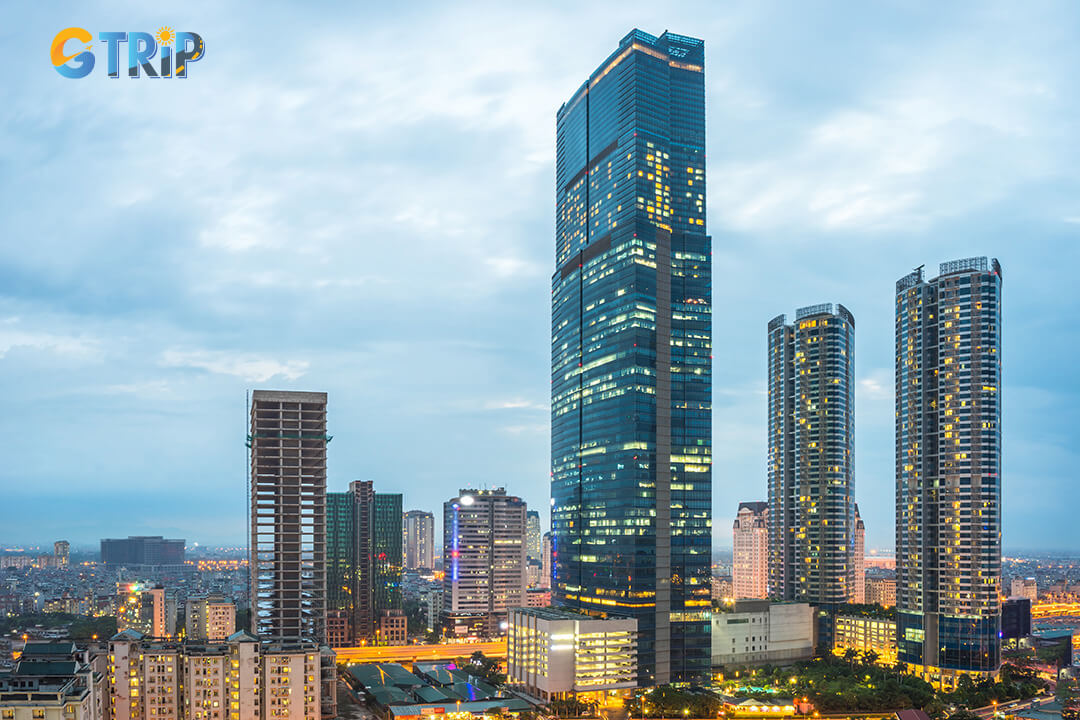 Just a 10-minute walk from Hanoi Museum, Keangnam Landmark Tower offers panoramic city views, luxury facilities, and a glimpse of Vietnam’s modern skyline