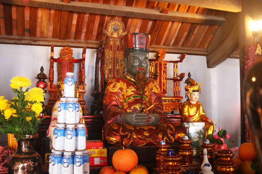 King Mai Hac De Temple Festival 2026