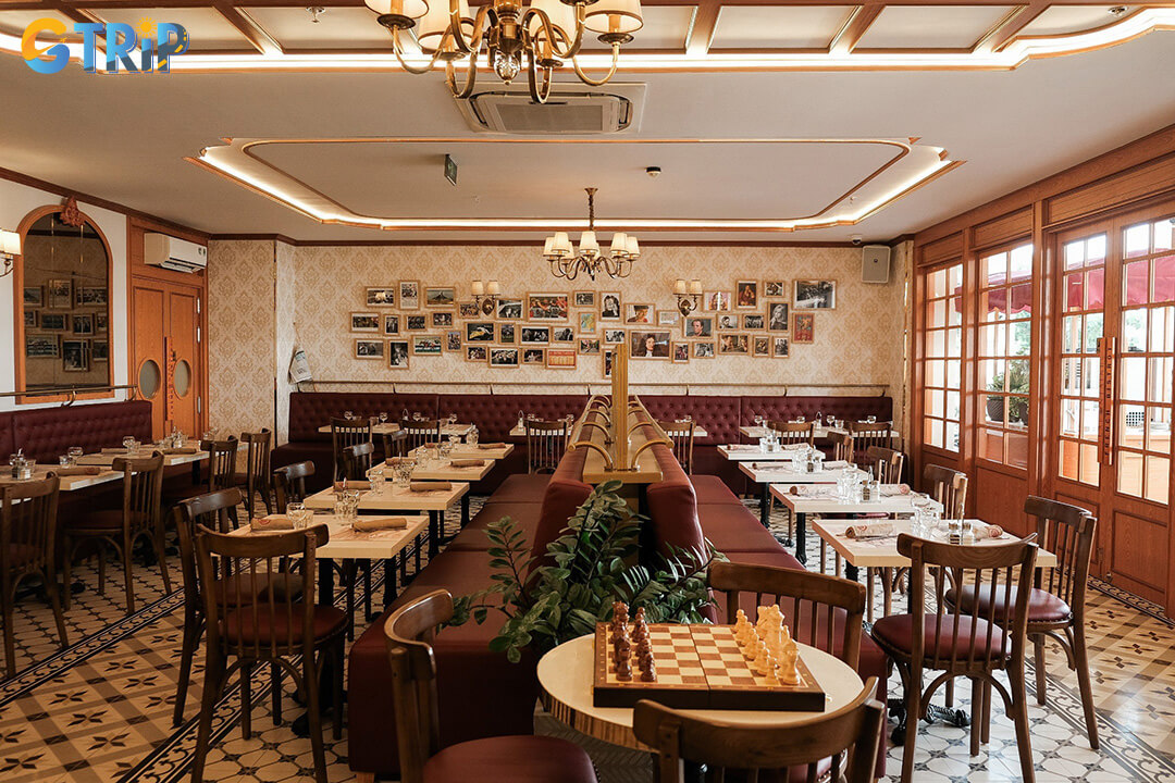 La Villa offers an elegant fine-dining experience in a colonial-era villa, featuring refined French cuisine, premium ingredients, and exceptional service for truly special occasions