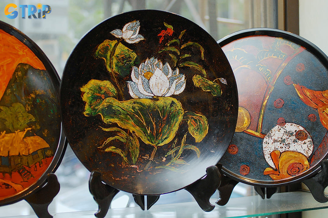 Lacquerware is one of Hanoi’s most refined traditional crafts, prized for its glossy finish, intricate inlays, and blend of artistry with everyday function