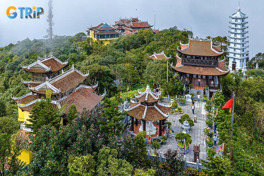 Linh Ung Pagoda remains an active place of worship where visitors can respectfully light incense, offer prayers for peace and good fortune