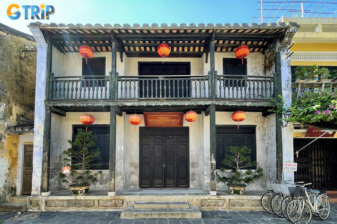 Located in the heart of Hoi An’s pedestrian Old Town, the Museum of Traditional Medicine is an easy stop to combine with nearby heritage sites on a walking tour
