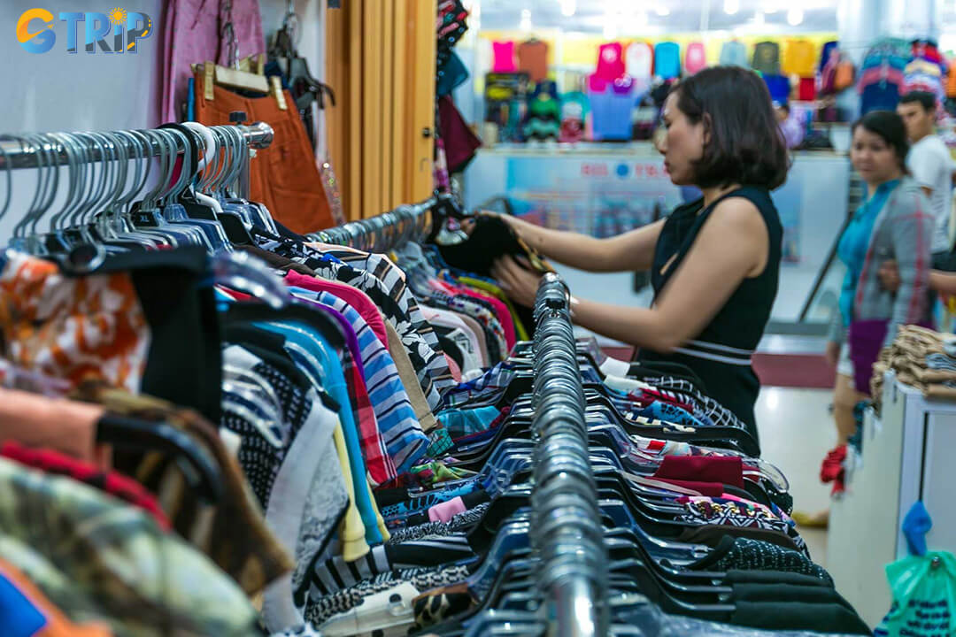 Make the most of your visit to the Russian Market with these practical GTrip tips, plan, shop smart, and stay comfortable for an easy, enjoyable experience