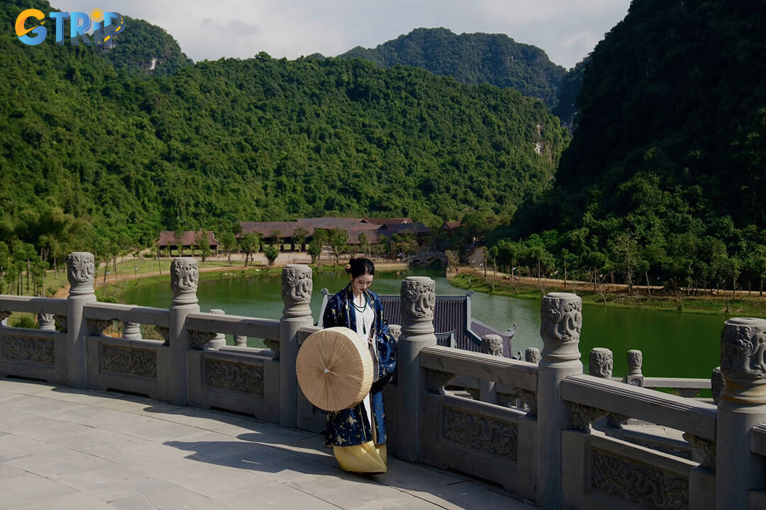 Make your Thung Ui visit truly seamless with GTrip’s expert tips on footwear, timing, local etiquette, and smart itinerary planning