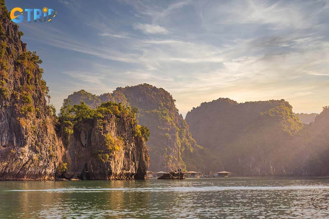 March and April offer mild warmth and blooming flora along trails like those near Bai Tu Long Bay, providing a vibrant and colorful backdrop for hikers