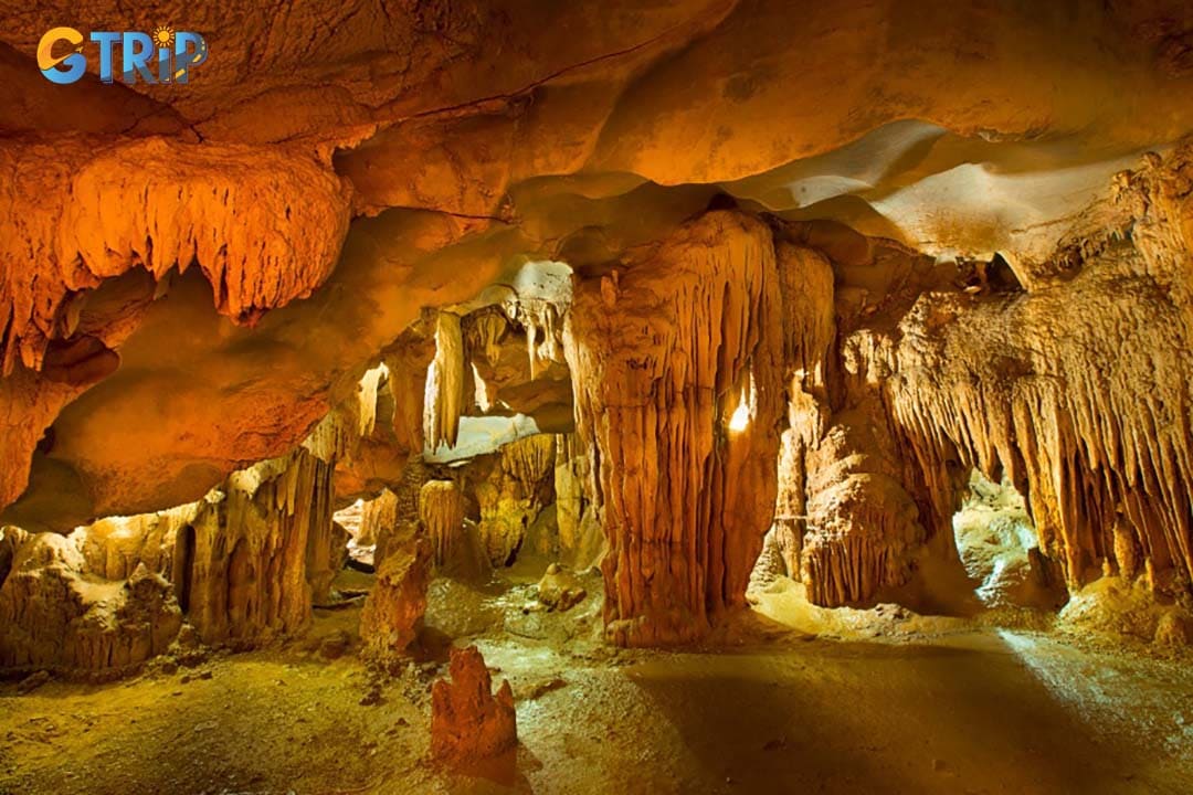 Me Cung Cave features maze-like pathways, rock formations, a hidden lagoon, and stunning Ha Long Bay views, perfect for nature lovers and photographers