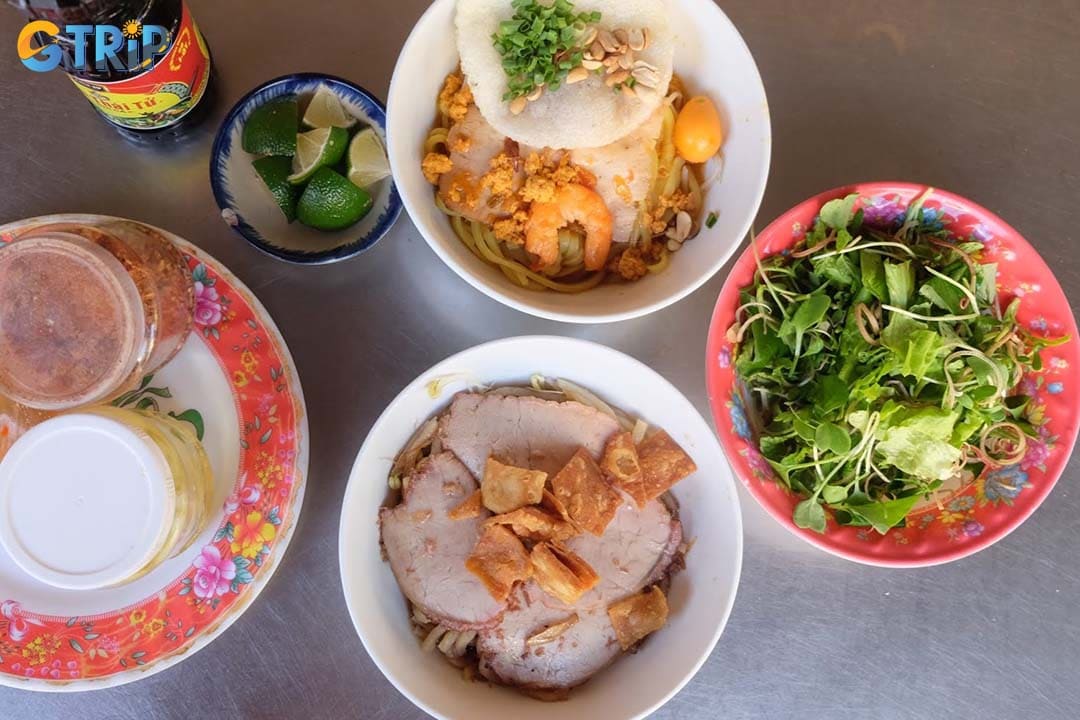 Mi Quang Ong Hai serves a robust and flavorful cao lau that stands proudly alongside its mi quang