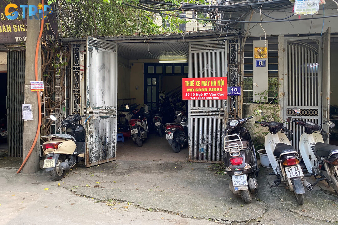 Mr-Good Bikes is known for flexible rentals, off-road-ready bikes, and free riding tutorials, ideal for both city trips and long northern Vietnam journeys