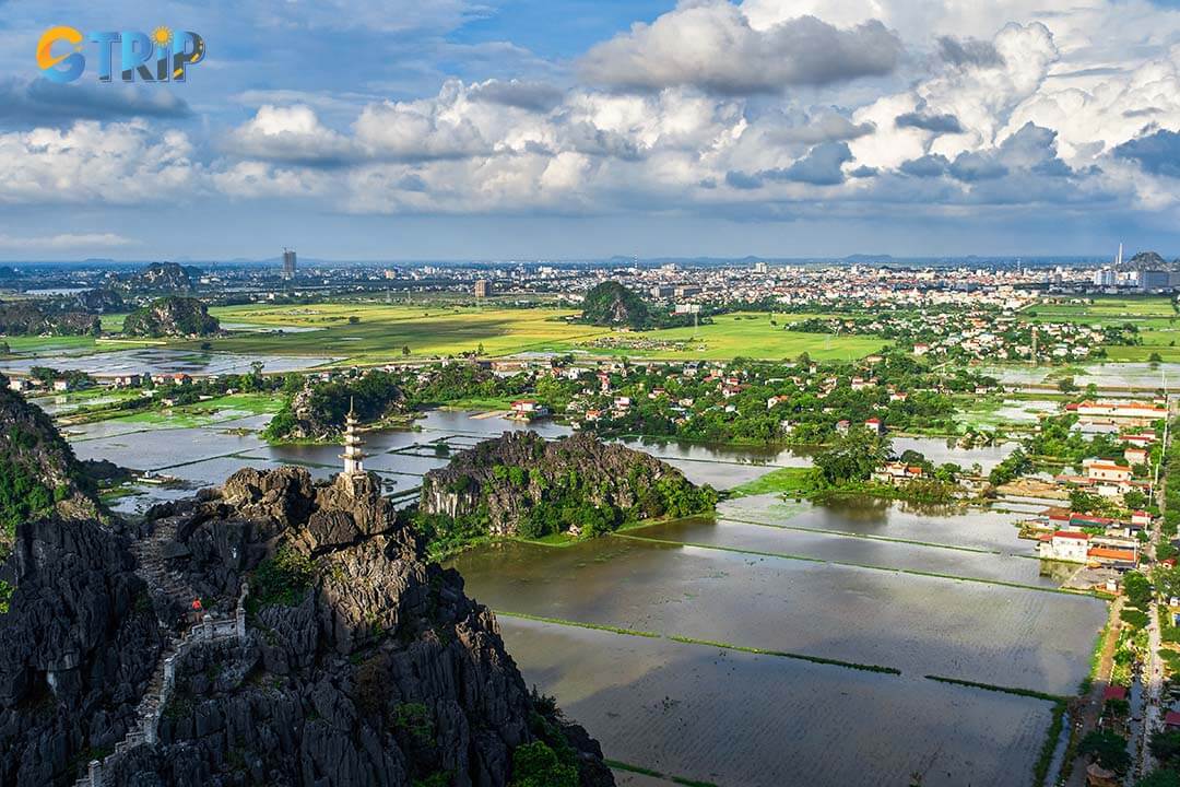 View of the ruins of the Mua Cave