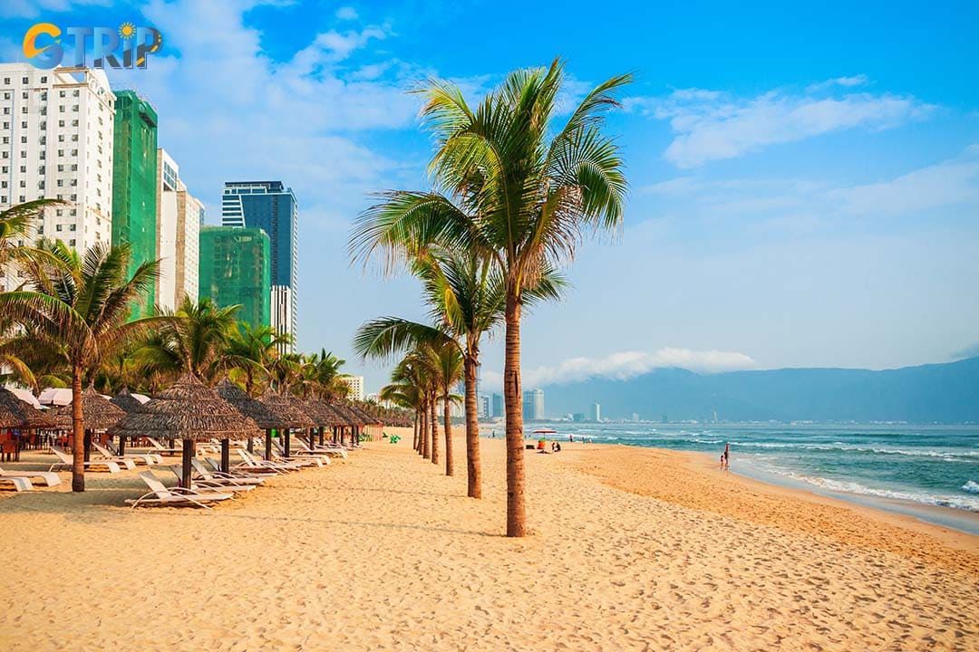 My Khe Beach cannot be missed because it’s very near An Thuong Night Market