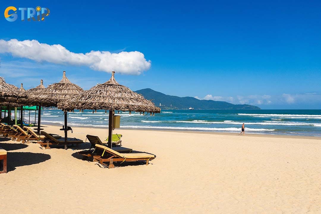 My Khe Beach is Da Nang’s most famous beach, known for its wide stretch of soft sand, calm clear water, and excellent amenities, perfect for families and relaxation