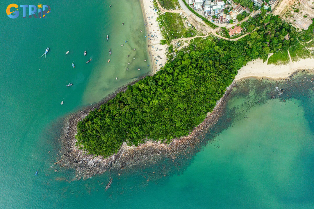 Nam O Fishing Village is a living testament to Da Nang’s coastal heritage, known for its sacred whale worship, and the birthplace of Vietnam’s famous Nam O fish sauce