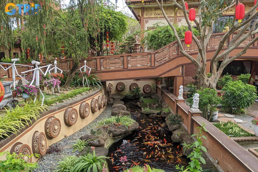 Nam Son Garden is a carefully landscaped oasis of bonsai, flowers, and water features, offering a serene space for quiet reflection and harmony with nature