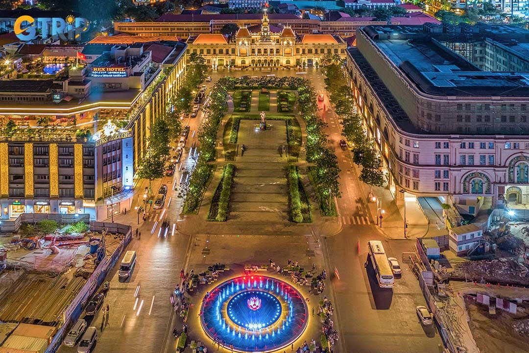 Nguyen Hue Walking Street is an amazing place to stroll in the evening