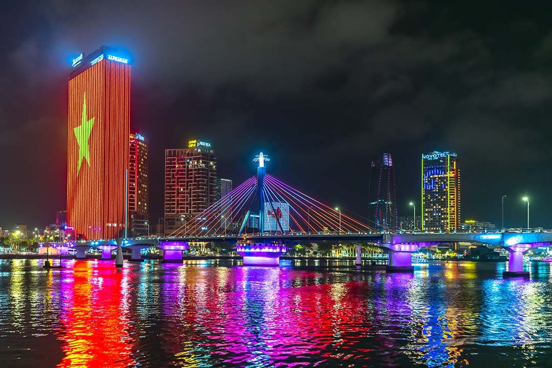 Top 15+ Nightlife in Da Nang City: Bars, Clubs to Shows