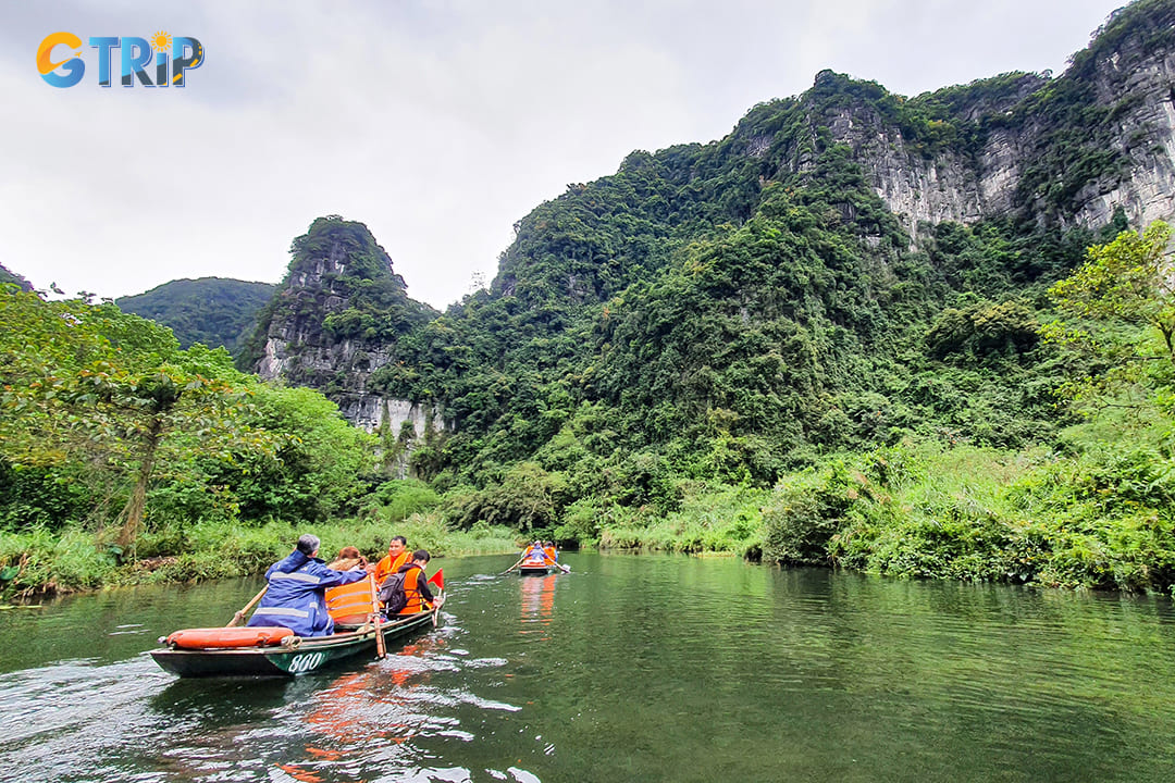 Boat tour in Ninh Binh