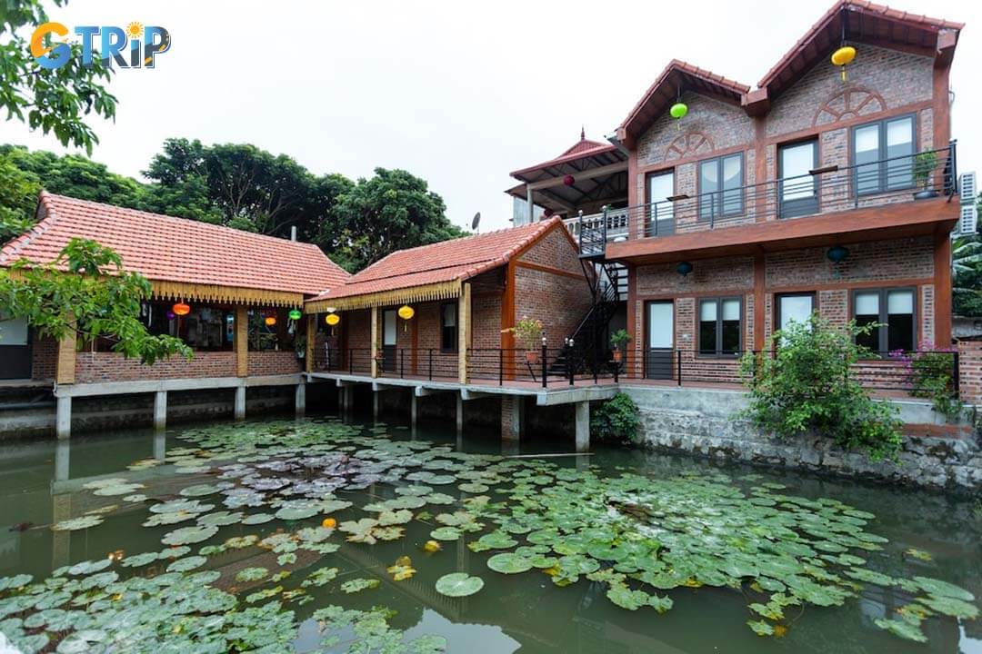 Ninh Binh Valle Montana Homestay offers a serene escape with mountain views, modern rooms, an outdoor pool, and easy access to local attractions