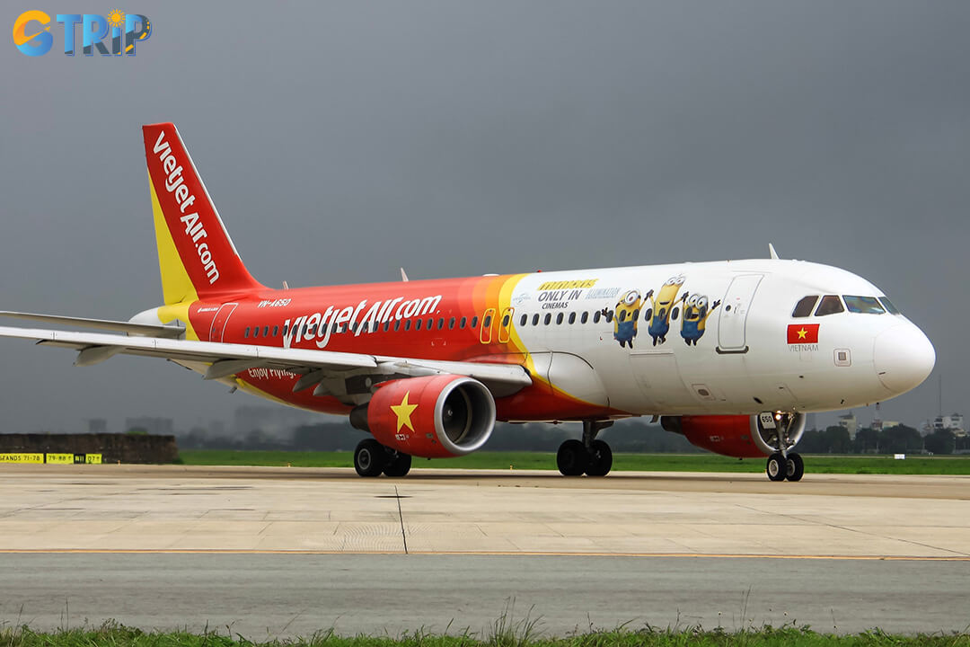 Noi Bai International Airport (HAN), located 28 km from central Hanoi, offers multiple transport options for convenient access to the city