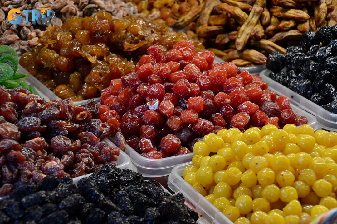 O mai is a traditional Vietnamese preserved fruit snack deeply rooted in Hanoi's culinary culture