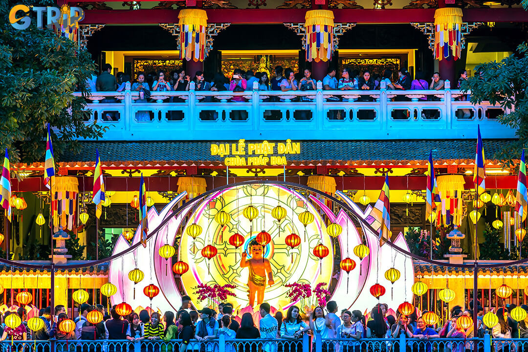 Phap Hoa Pagoda shines brightest during Vesak and Lunar New Year, when thousands gather amid lanterns, prayers, and festive devotion celebrating peace