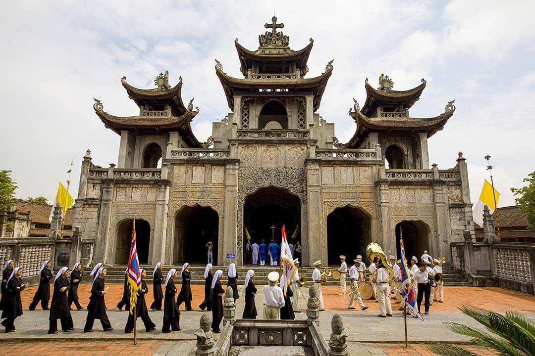 Phat Diem Cathedral: Location, Architecture, History And Features