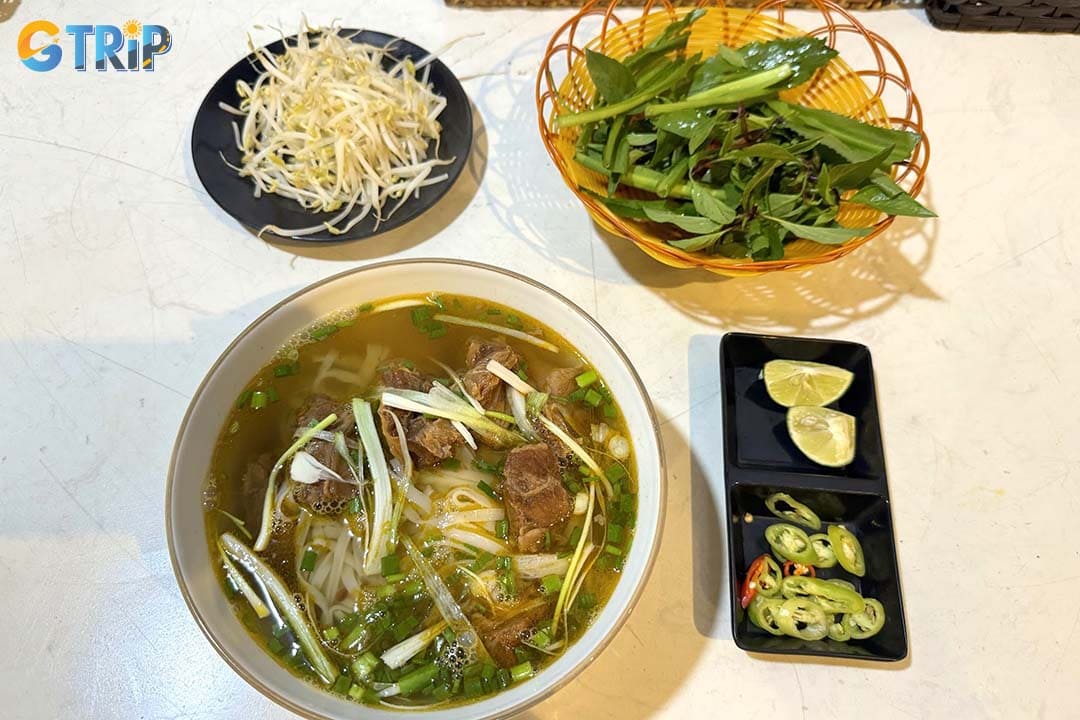 Pho 29 is a popular late-night pho spot on Tran Hung Dao Street known for rich broth and generous portions until 2 AM