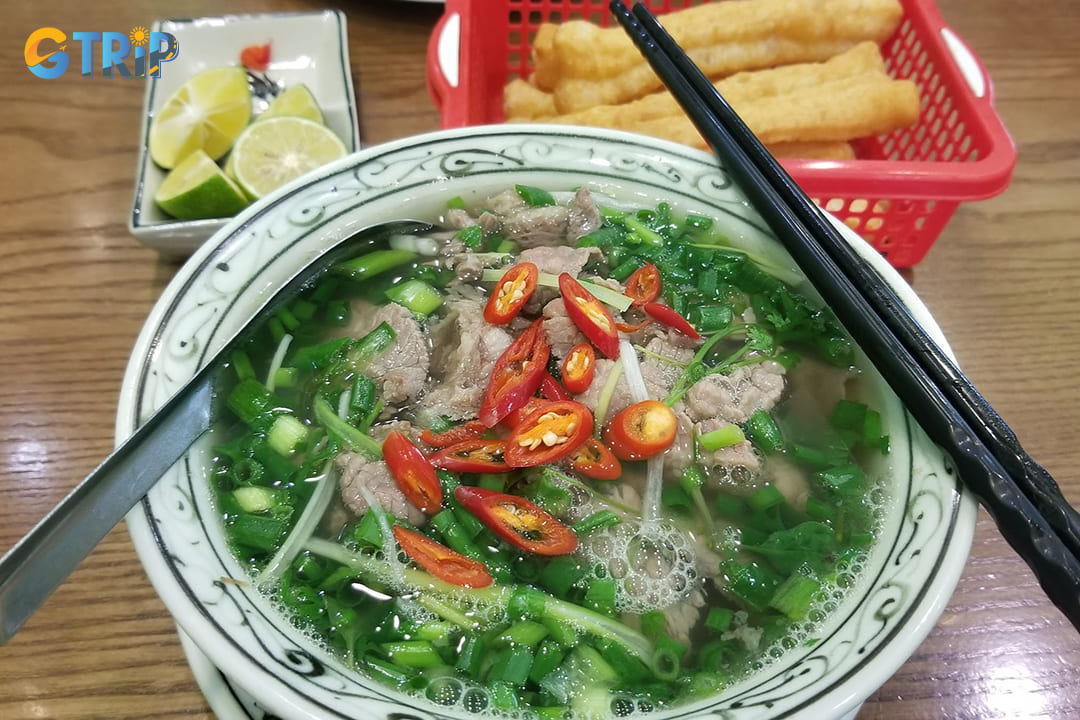 Pho Ngoc Vuong stands apart from other pho establishments in Hanoi with its distinctively sweet broth and exceptionally tender beef cuts