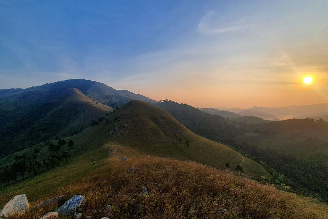 Phuong Hoang Peak: A Complete Travel Guide For Adventure Seekers