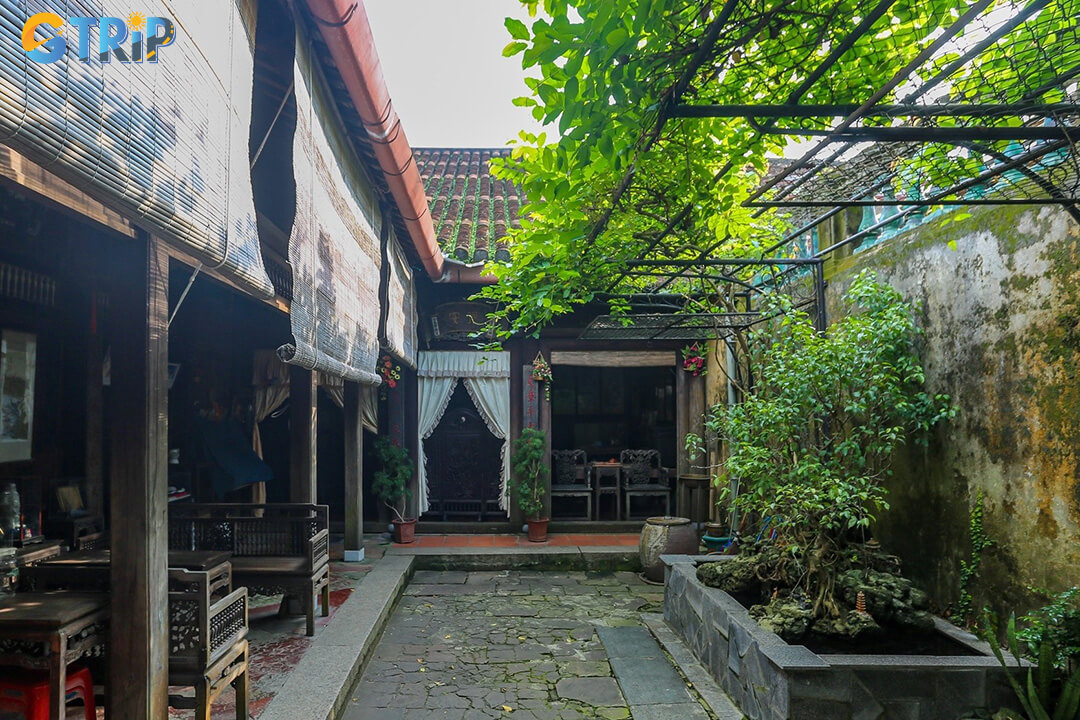 Plan your visit with a heritage ticket, modest attire, and weather preparation to enjoy Hoi An’s historic sites comfortably and respectfully