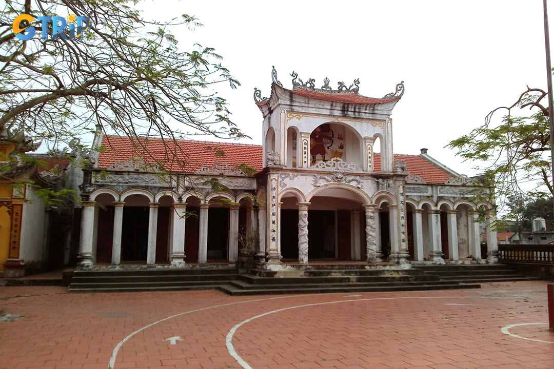 Quan Lan Communal House