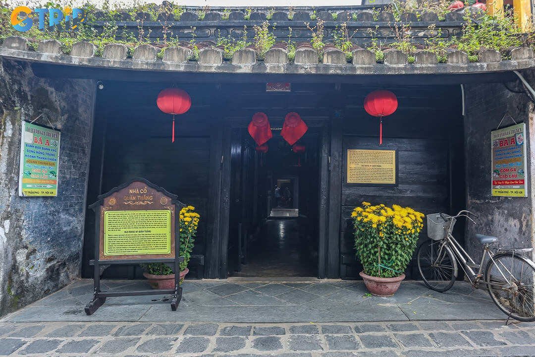 Quan Thang Ancient House is centrally located on Tran Phu Street, making it an easy stop while exploring Hoi An Ancient Town on foot