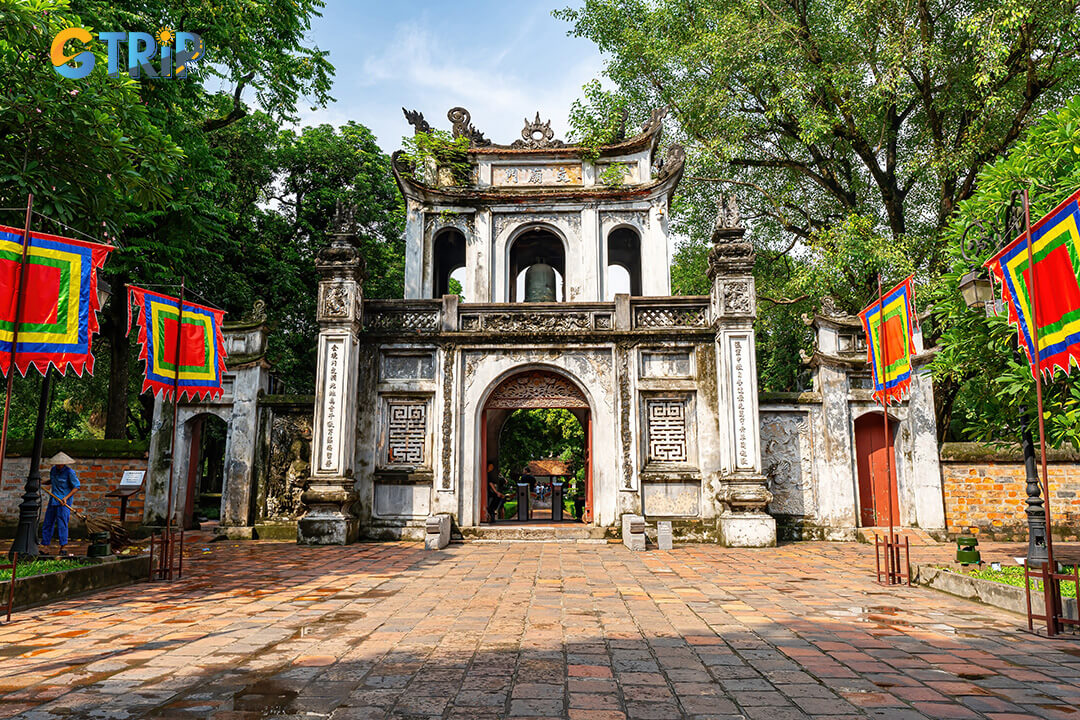 Quan Thanh Temple, an 11th-century Taoist shrine near West Lake, features a majestic bronze statue of Tran Vu and showcases exquisite Vietnamese craftsmanship
