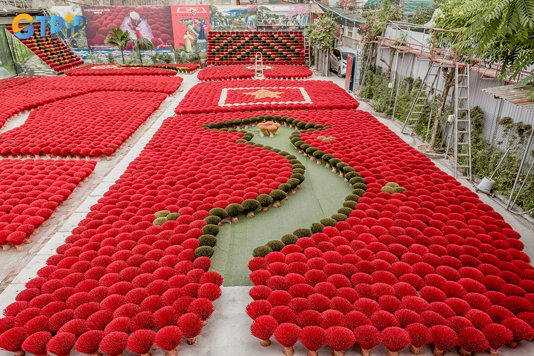 Quang Phu Cau’s incense-making tradition dates back over a century