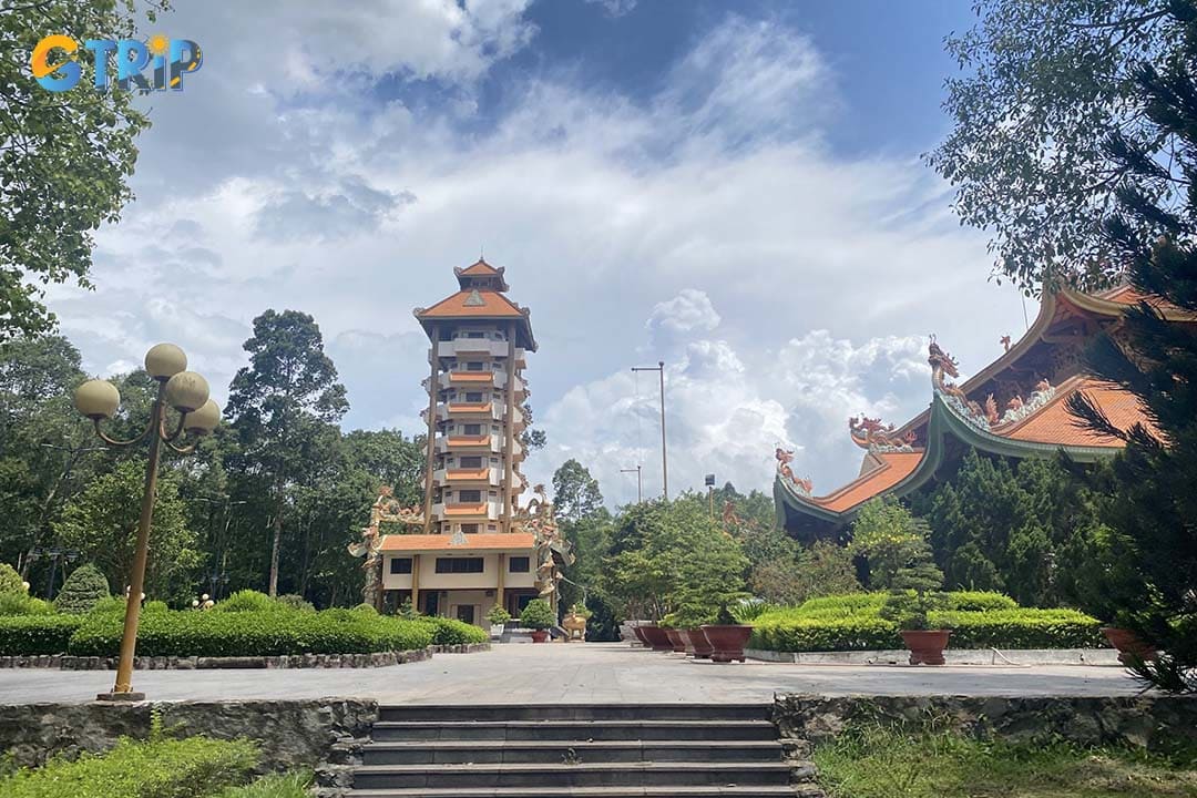 Remember all those tips especially the ones for Cu Chi Tunnels, so that you can have a perfect visit to Cu Chi District