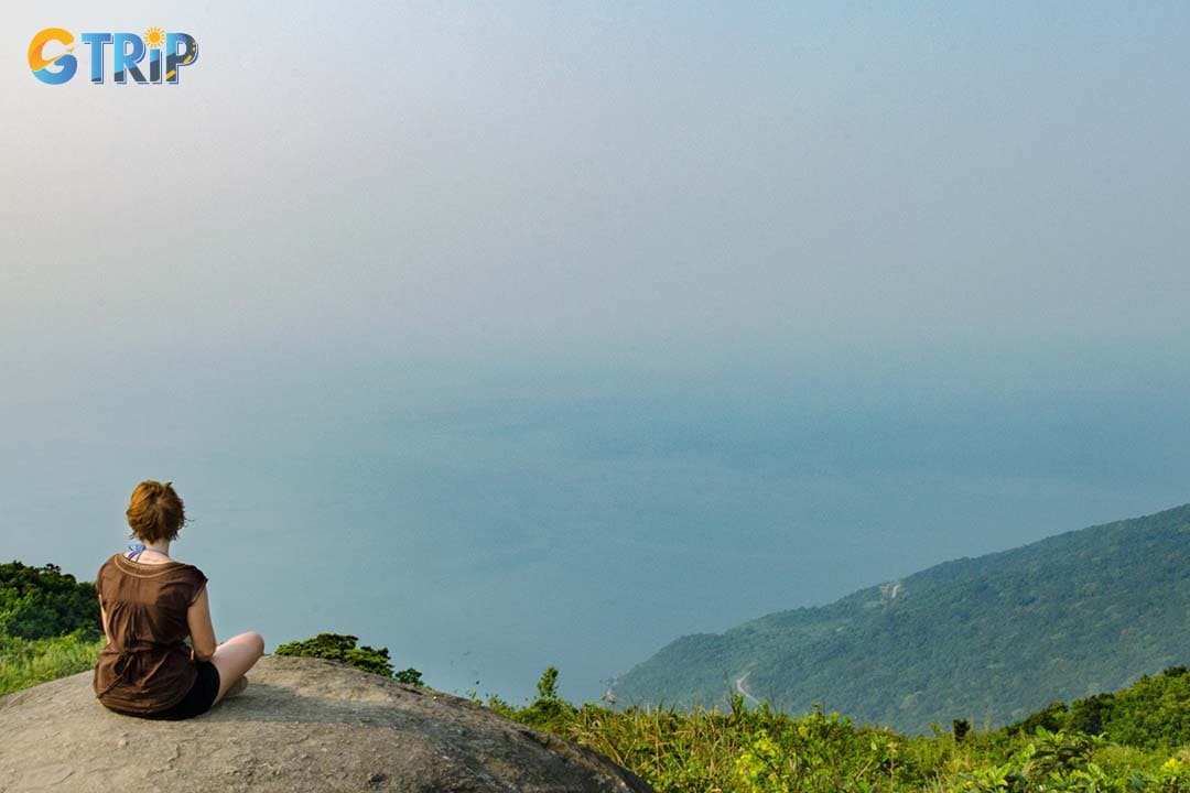 Remember essential tips to hike safely and enjoyably in Da Nang