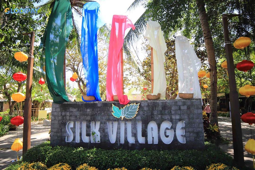 Remember practical tips to have a good trip to Hoi An Silk Village