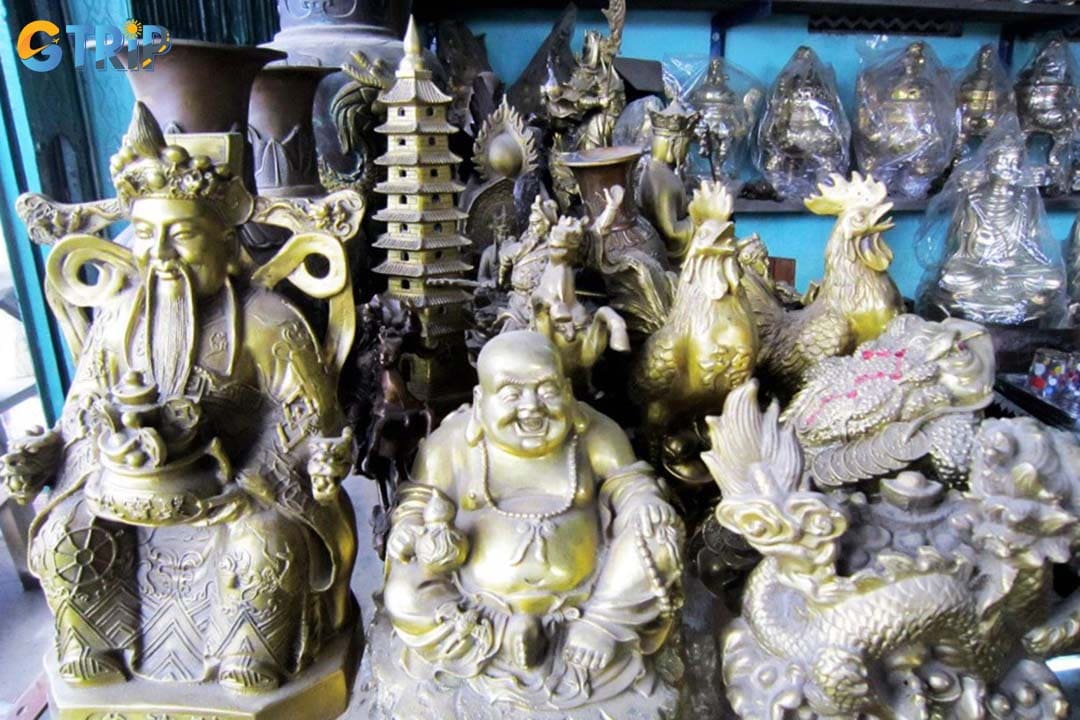 Remember some practical tips to have a good time at the Phuoc Kieu Bronze Casting Village
